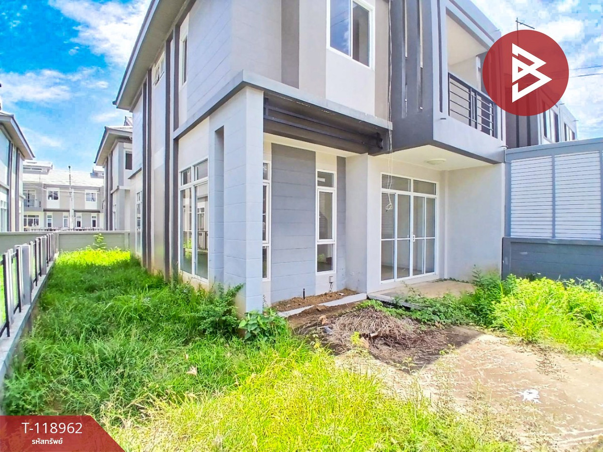 ขายทาวน์เฮ้าส์ หมู่บ้านการ์เด้นวิลล์ บางปู สมุทรปราการ Loading...