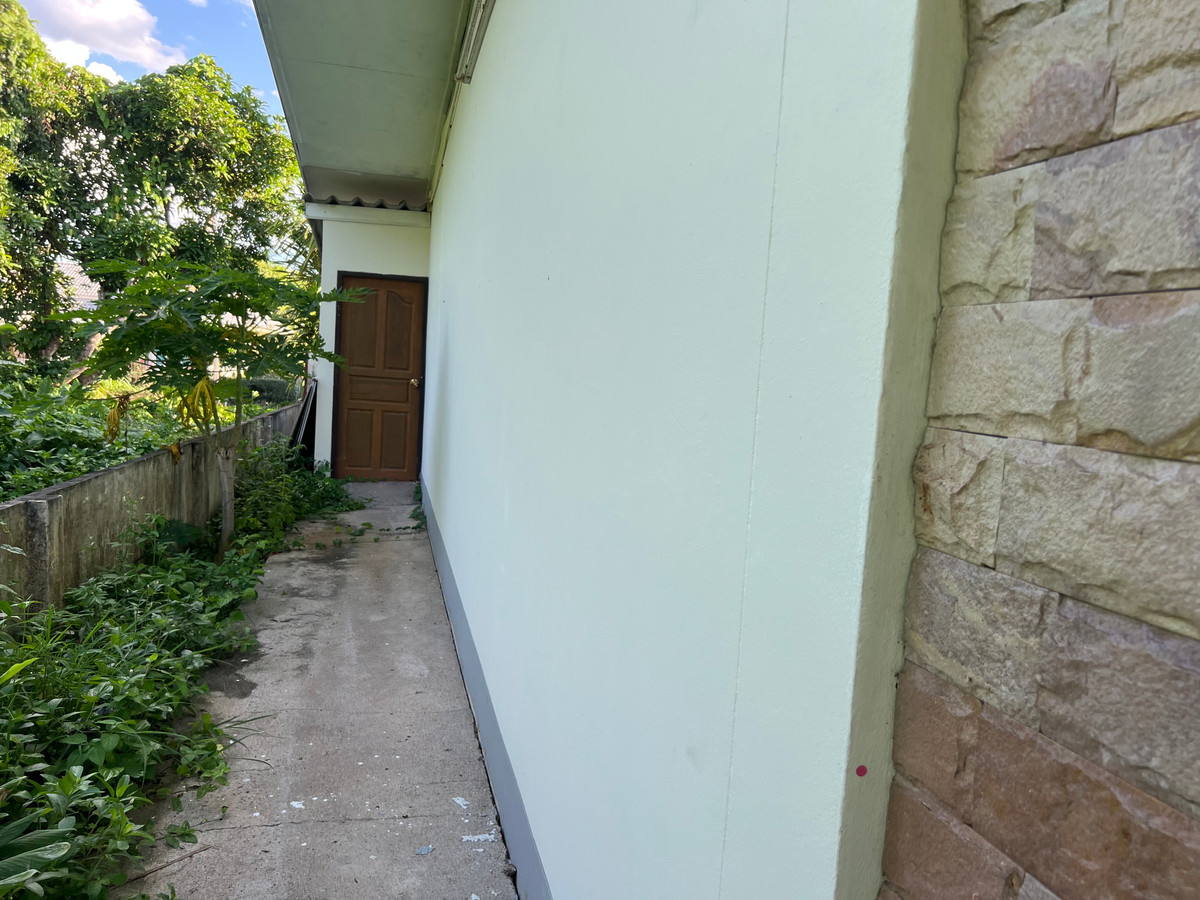 ขายอาคารพาณิชย์เชียงใหม่ : 92994 - ขายอาคารพาณิชย์ 1 ชั้น ติดถนนป่าเหมือด-พยากน้อย สันทราย เชียงใหม่