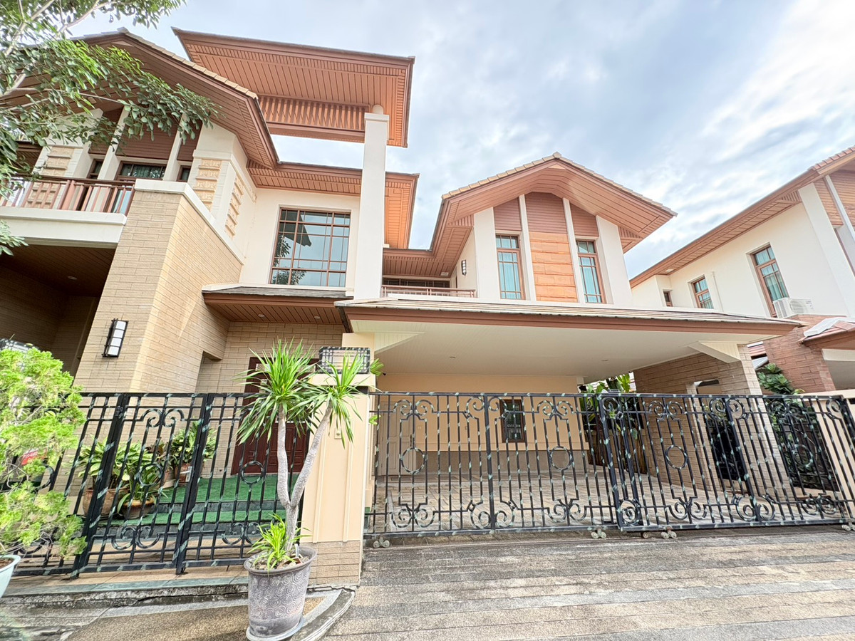 ขายบ้านอ่อนนุช อุดมสุข : ขายบ้านหรู @ บ้านแสนสิริ สุขุมวิท 67 – 5 นาทีถึง BTS