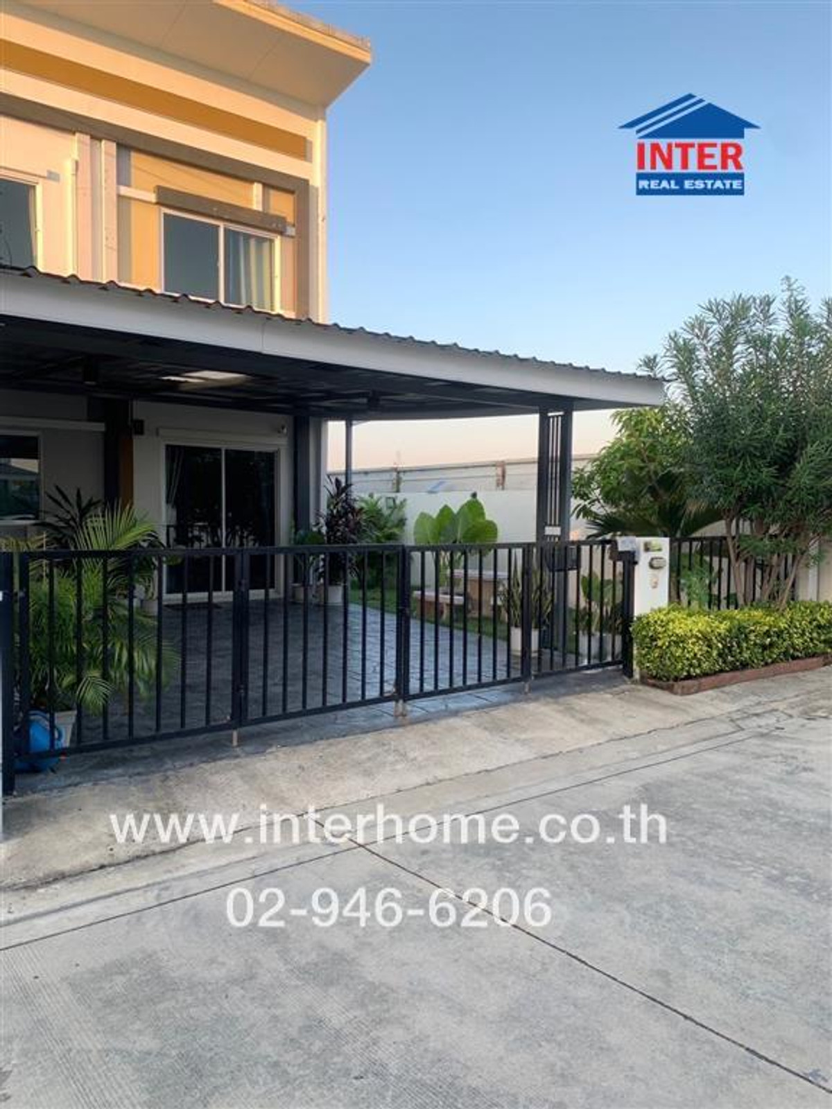 ทาวน์เฮ้าส์ 2 ชั้น 32.3 ตร.ว. หมู่บ้านไลโอบลิสซ์ กาญจนาภิเษก-กันตนา ซอยกันตนา ถนนกาญจนาภิเษก ถนนรัตนาธิเบศร์ บางใหญ่ นนทบุรี Loading...