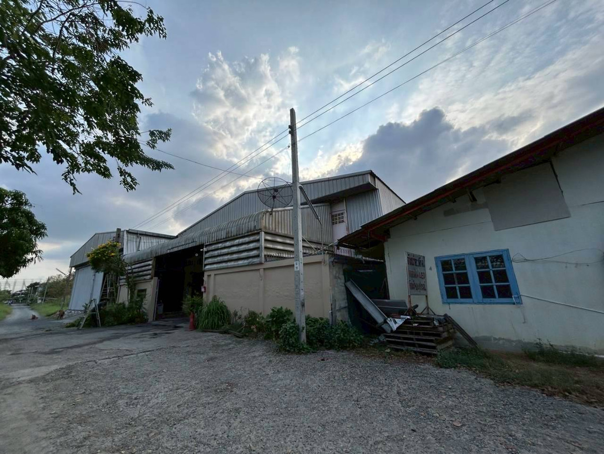 For SaleLandChaengwatana, Muangthong : 94886 - Warehouse + office for sale/rent. Pak Kret District Nonthaburi Province