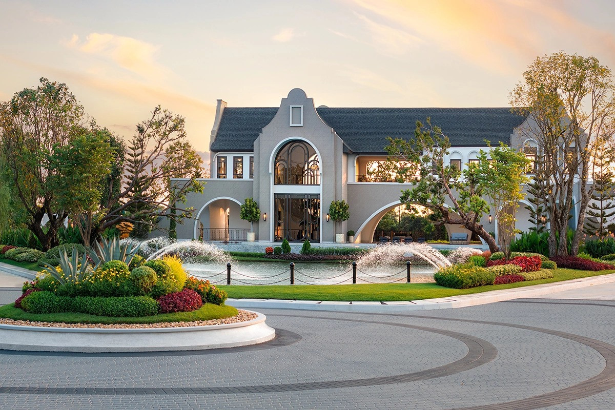 ขายบ้านนวมินทร์ รามอินทรา : บ้านสวย…ในทำเลศักยภาพ ที่ตอบโจทย์ทุกไลฟ์สไตล์ของครอบครัว 💛 โครงการ “สราญสิริ จตุโชติ” บ้านเดี่ยวดีไซน์หรู บนทำเลใกล้ทางด่วนจตุโชติ เดินทางสะดวกทุกจุดหมาย 🚗