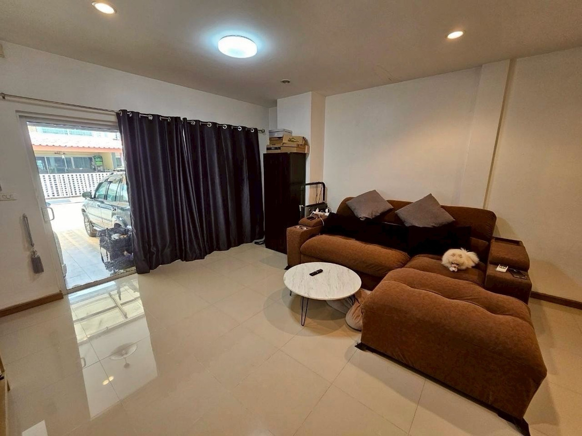 ขายทาวน์โฮมพระราม 5 ราชพฤกษ์ บางกรวย : ขายบ้าน เดอะทรัสต์ ราชพฤกษ์ - รัตนาธิเบศร์ หลังมุม ทำเลดี พร้อมเข้าอยู่ 