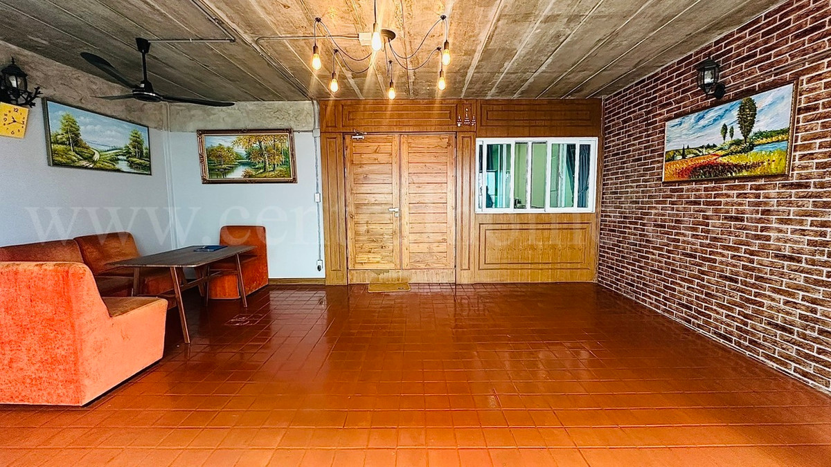 ทาวน์โฮม 3 ชั้น 45 ตร.วา ซอยรามคำแหง 65 (ลาดพร้าว 122 มหาดไทย) พร้อมอยู่ Loading...