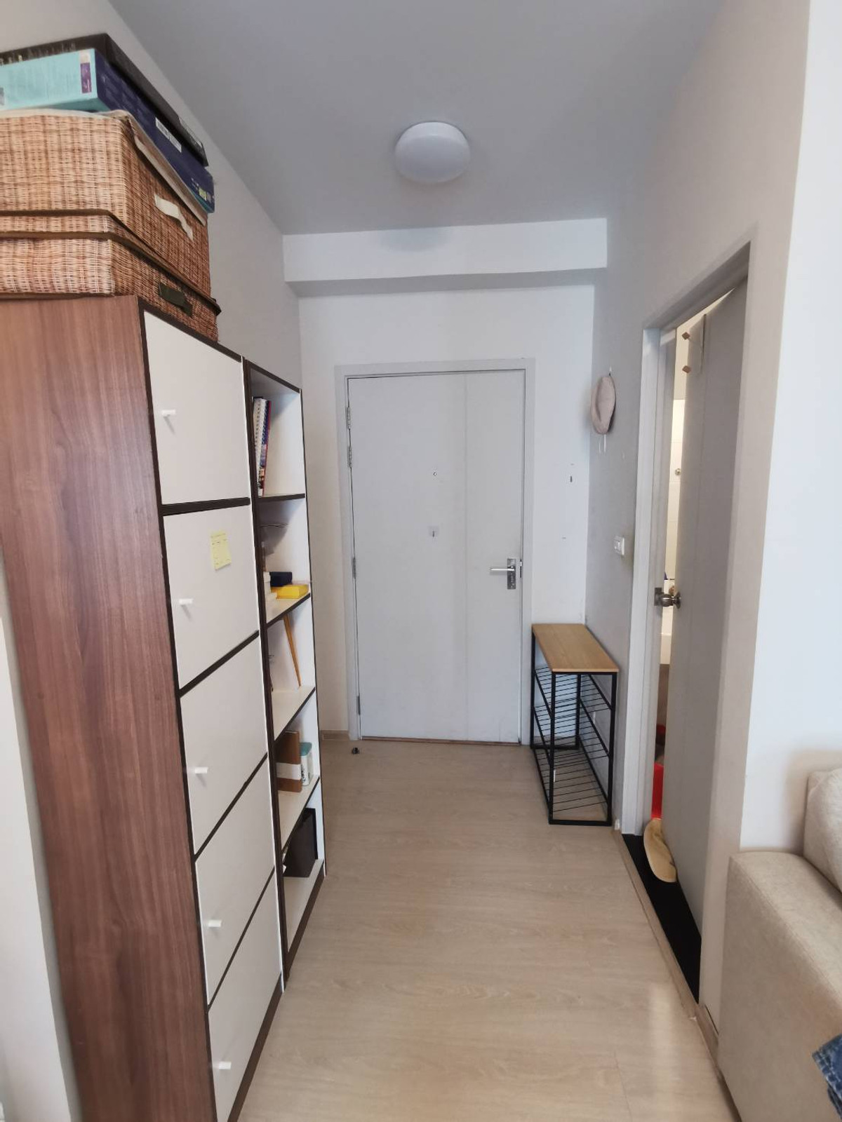 ให้เช่า หรือ ขาย คอนโด ยูนิโอ สุขุมวิท 72 เฟส 2 42 ตร.ม. ห้องมุม แต่งครบ พร้อมอยู่ Loading...