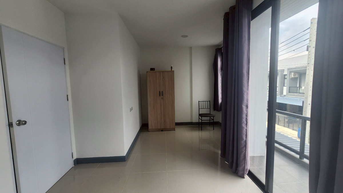 ขายทาวน์โฮมอยุธยา : 94862 - ขายทาวน์โฮม 2 ชั้น โครงการ The Rich บางปะอิน พร้อมเฟอร์นิเจอร์