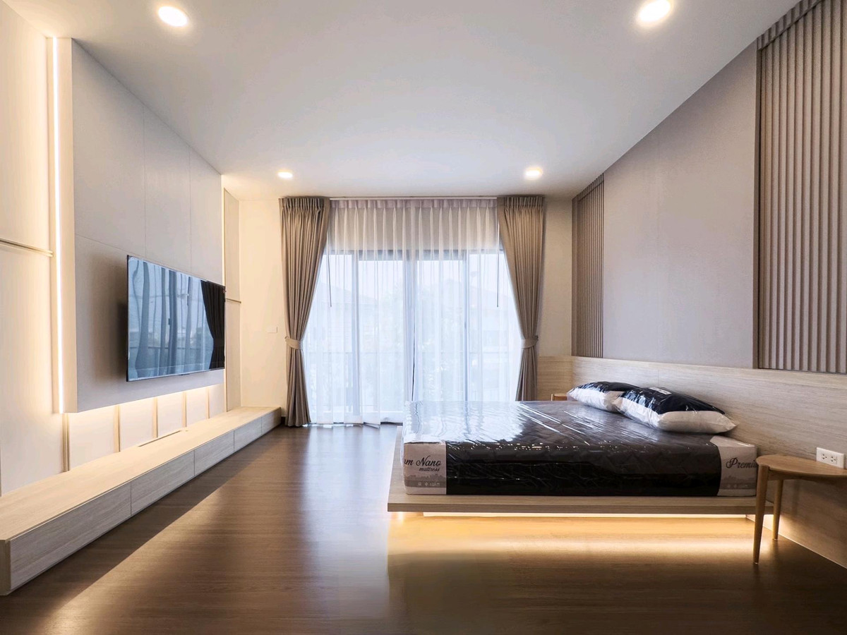 ให้เช่าบ้านบางนา แบริ่ง ลาซาล : บ้านใหม่ให้เช่า เดอะ ซิตี้ บางนา 4 ห้องนอน 5 ห้องน้ำ พร้อมอยู่Tel: 083-966-3665