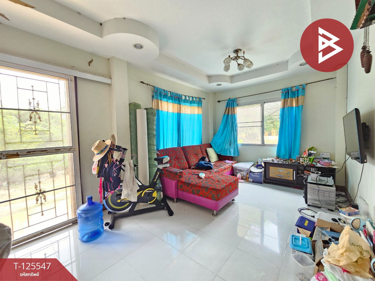 Single house for sale with land, area 1 rai 1 ngan 29 sq m, Ban Bueng, Chonburi. Loading...