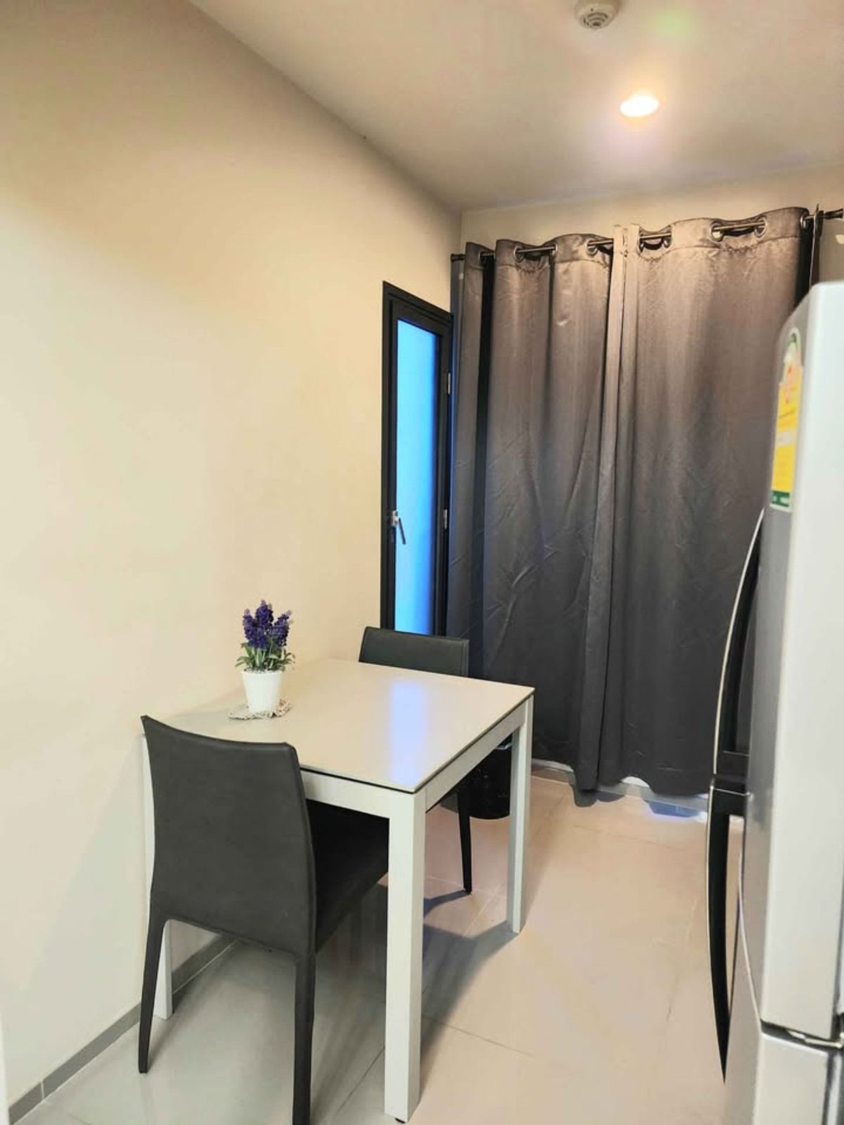 For SaleCondoRatchadapisek, Huaikwang, Suttisan : Centric Huai Khwang Station / 1 Bedroom (SALE WITH TENANT), Centric Huai Khwang Station / 1 Bedroom (Sale with Tenant) TARN012