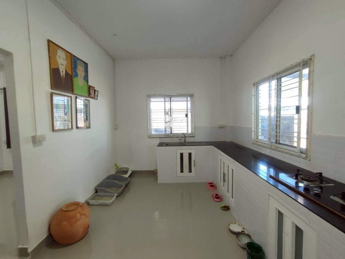 ขายบ้านกาญจนบุรี : 94777 - ขายบ้านเดี่ยว 1 ชั้น ขนาด 261.2 ตร.วา ต.ยางม่วง อ.ท่ามะกา จ.กาญจนบุรี ใกล้ ทางด่วน M81 บางใหญ่ - กาญจนบุรี