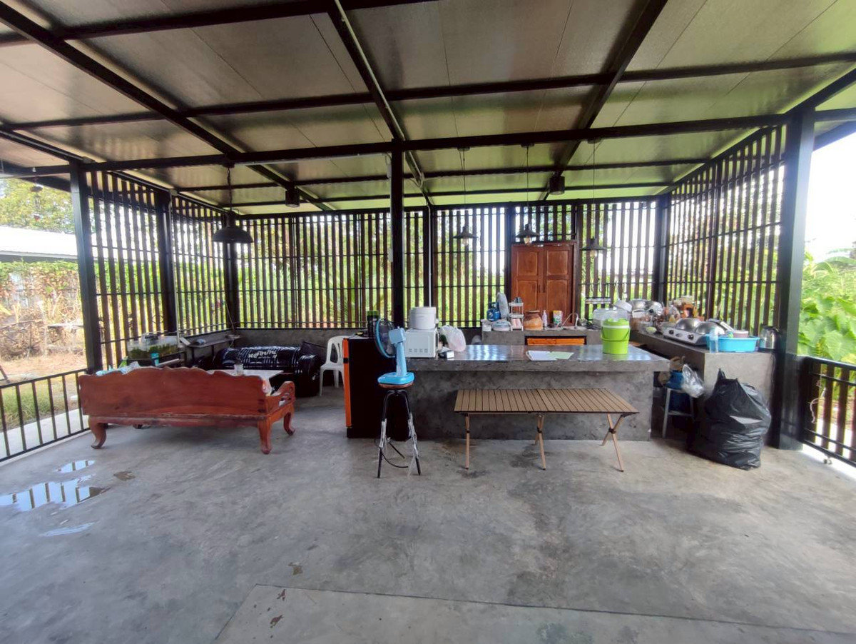 ขายบ้านกาญจนบุรี : 94777 - ขายบ้านเดี่ยว 1 ชั้น ขนาด 261.2 ตร.วา ต.ยางม่วง อ.ท่ามะกา จ.กาญจนบุรี ใกล้ ทางด่วน M81 บางใหญ่ - กาญจนบุรี