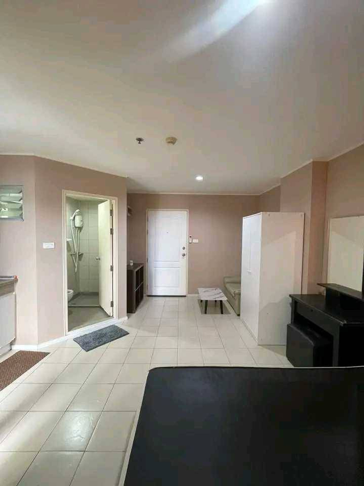 18K030268 - Sell Lumpini Condotown Ramindra-Navamin, Building D, 4th floor (Sell Lumpini Condotown Ramindra-Navamin) Loading...