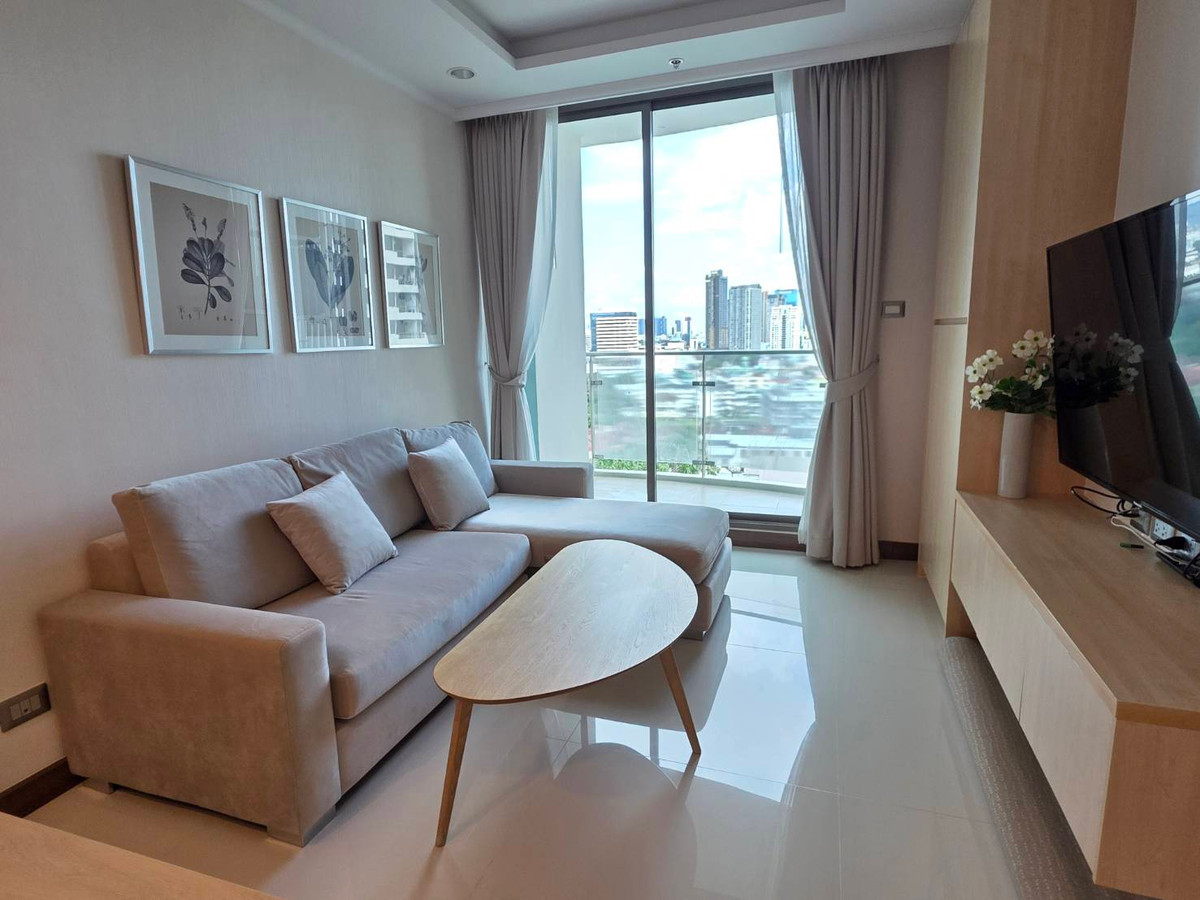 𝘽𝙚𝙨𝙩 𝙋𝙧𝙞𝙘𝙚 ❗❗ 1 bed 48.57 sq m. High floor : Supalai Oriental Sukhumvit 39 : Aum 065-512-1395 Loading...