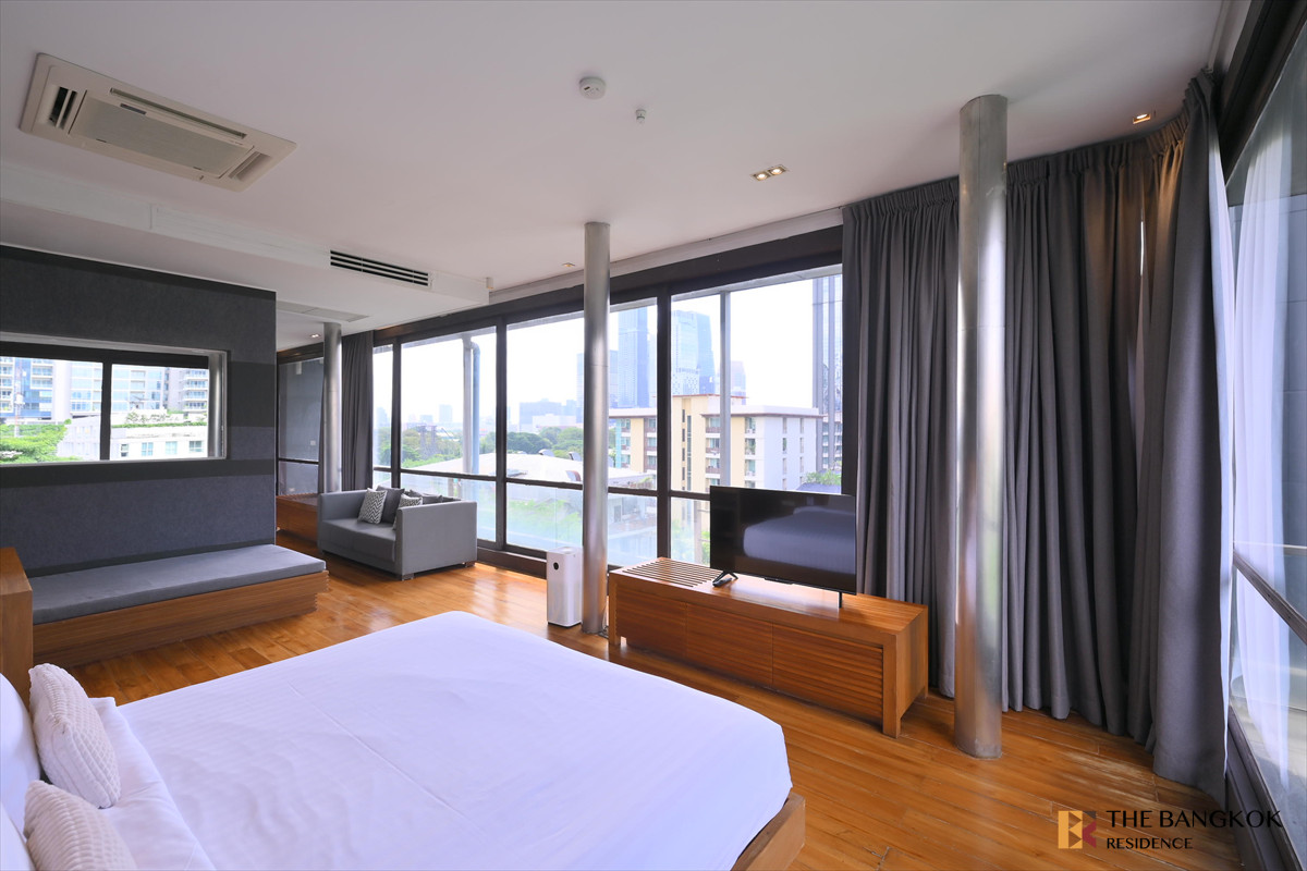 ให้เช่าวิทยุ ชิดลม หลังสวน : LUXX XL 💎 The One and Only Spacious Low-Rise Residence Near Lumphini Park 🏞️