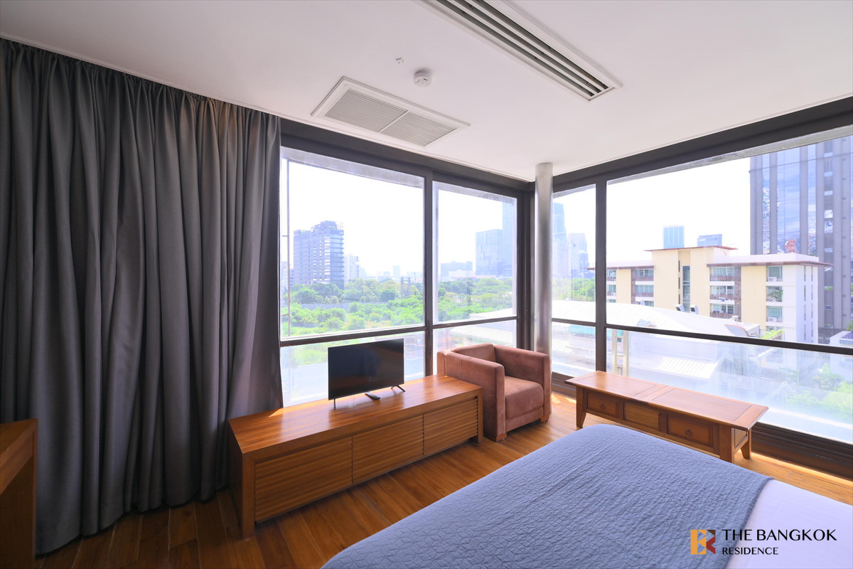 ให้เช่าวิทยุ ชิดลม หลังสวน : LUXX XL 💎 The One and Only Spacious Low-Rise Residence Near Lumphini Park 🏞️