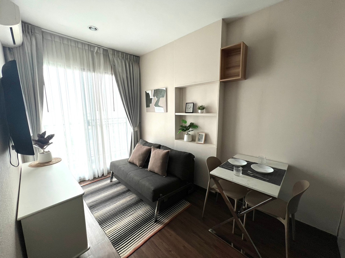 M1419 Condo for rent C EKKAMAI Loading...