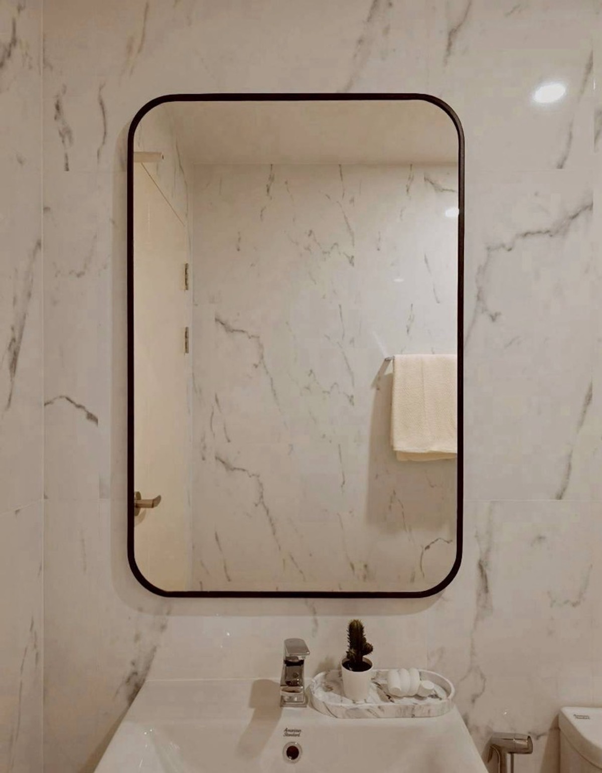 ให้เช่าทาวน์โฮมอ่อนนุช อุดมสุข : ให้เช่า Town Home 3 ชั้น  2 ห้องนอน 3 ห้องน้ำ 1 ห้องอเนกประสงค์ ห้องกว้าง สวย เฟอร์ครบ เครื่องใช้ไฟฟ้าครบ เลี้ยงสัตว์ได้ พร้อมเข้าอยู่ได้เลย