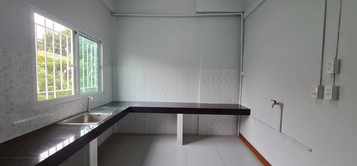 ขายทาวน์โฮมรามคำแหง หัวหมาก : 92867 - ขายบ้านทาวน์เฮ้าส์ 2 ชั้น รีโนเวทใหม่ สไตล์มินิมอล ทำเลรามคำแหง 106 หากคุณกำลังมองหาบ้านที่น่าอยู่ เรียบง่าย สไตล์มินิมอล และอยู่ในทำเลเงียบสงบแต่ยังสะดวกสบายต่อการเดินทาง บ้านหลังนี้คือคำตอบที่ใช่