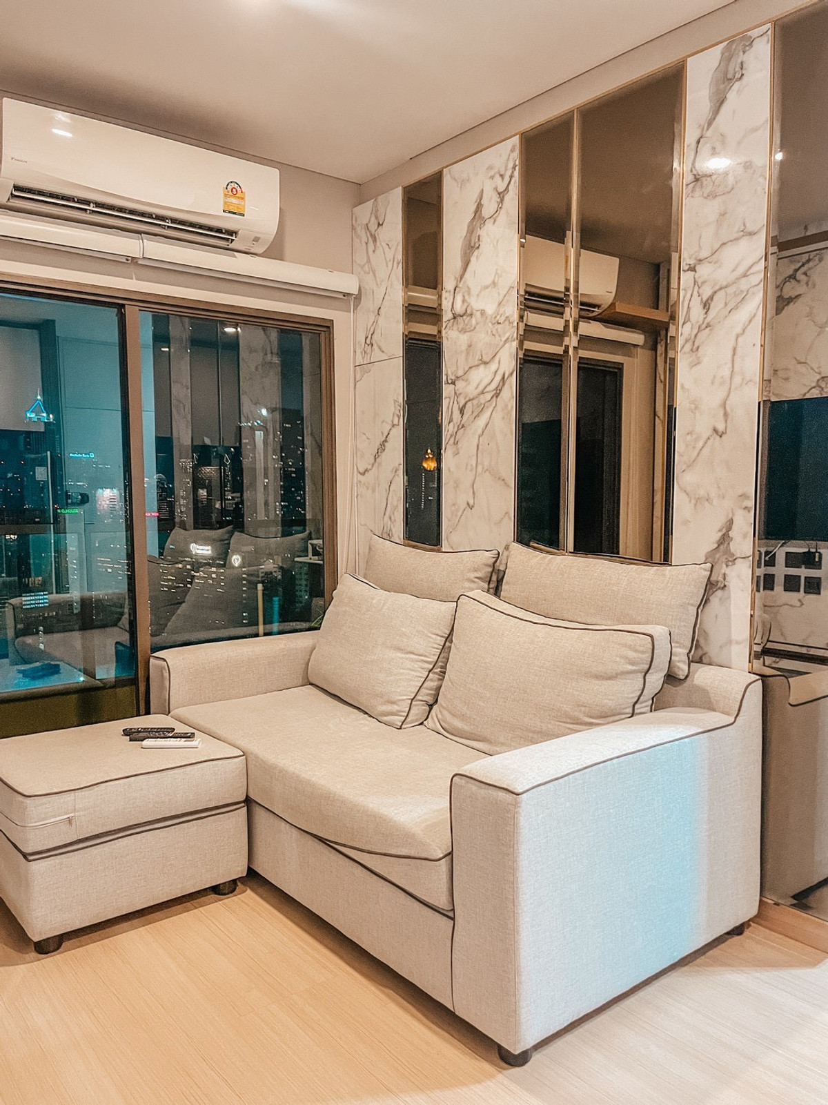 ให้เช่าคอนโดพระราม 9 เพชรบุรีตัดใหม่ RCA : Lumpini Suite Phetchaburi - Makkasan