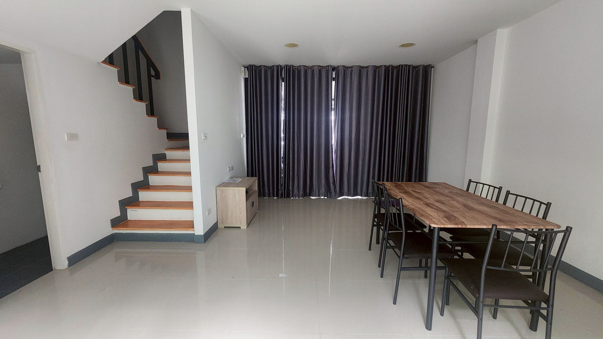 ขายทาวน์โฮมอยุธยา : 94862 - ขายทาวน์โฮม 2 ชั้น โครงการ The Rich บางปะอิน พร้อมเฟอร์นิเจอร์