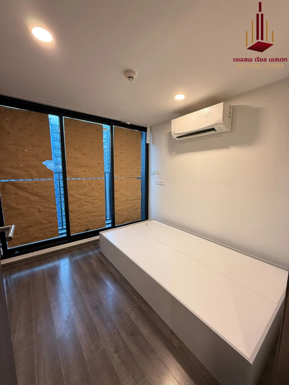 For SaleCondoRama9, Petchburi, RCA : ✨ For Sale: KnightsBridge Space Rama 9 ✨ 💰 Only 12,800,000 THB