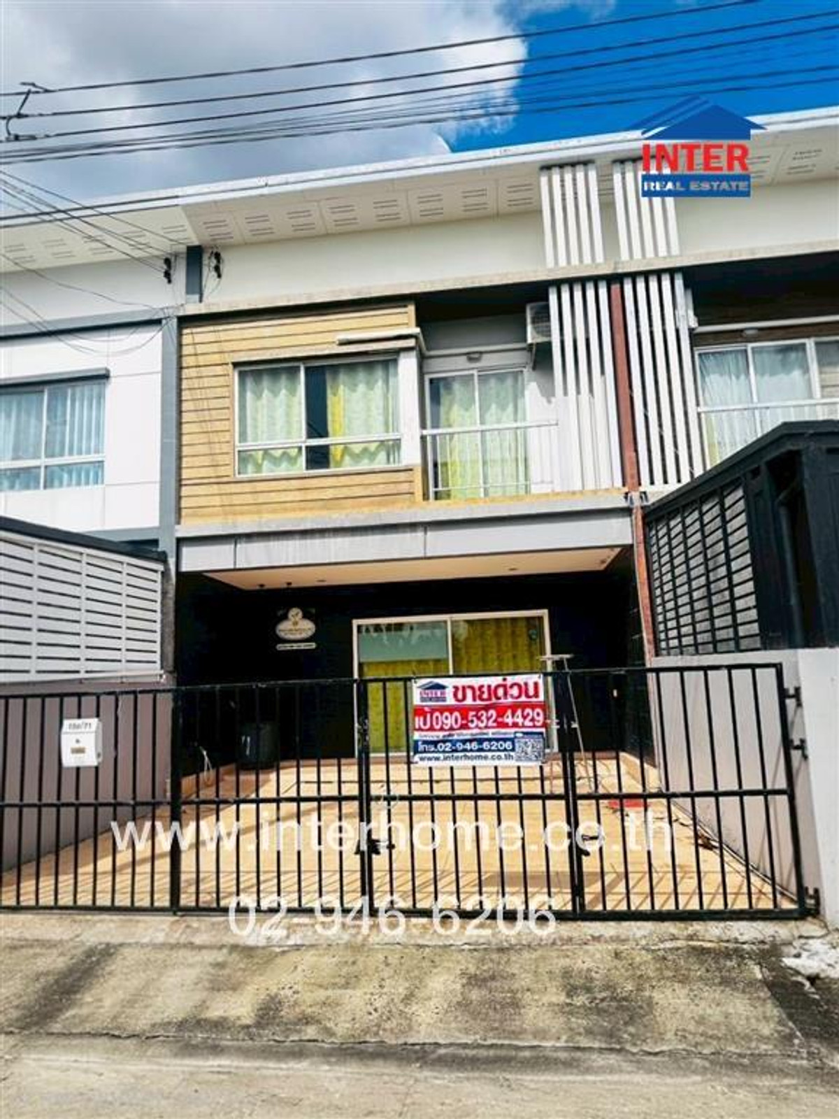 ทาวน์เฮ้าส์ 2 ชั้น 28.6 ตร.ว. หมู่บ้านวิลเลจไลท์ ราชพฤกษ์ปิ่นเกล้า ถนนสวนผัก ตำบลมหาสวัสดิ์ บางกรวย นนทบุรี Loading...