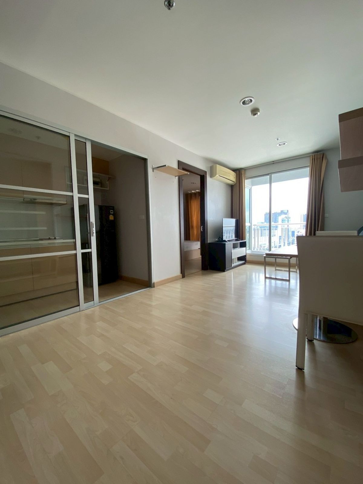 ขายคอนโดรัชดา ห้วยขวาง : Rhythm Ratchada / 1 Bedroom (FOR SALE), ริทึ่ม รัชดา / 1 ห้องนอน (ขาย) TARN020