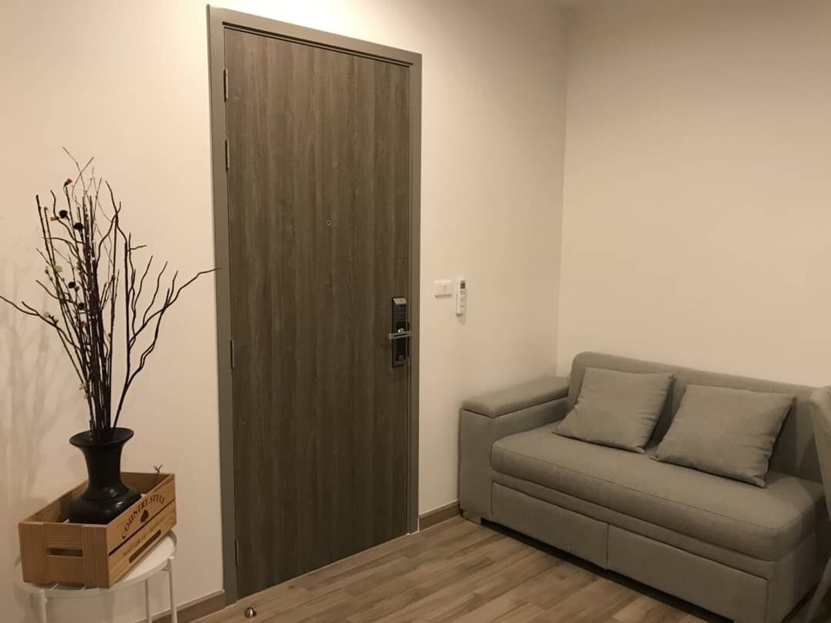 Condo Niche Mono Charoen Nakhon, 1 bedroom, 31 sq m, for rent 12,000 baht per month. Loading...