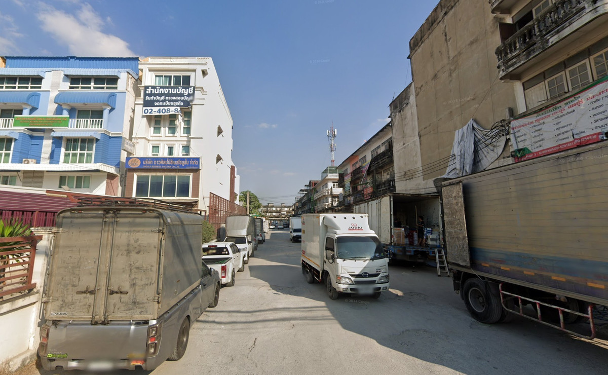 อาคารพาณิชย์ปิ่นเกล้า จรัญสนิทวงศ์ : 95060 - ขาย/ให้เช่า อาคารพาณิชย์ 4 ชั้น 34 ตร.ว. 285.89 ตร.ม. ทำเลดี พุทธมณฑลสาย 3 เข้าซอยเพียง 100 ม.