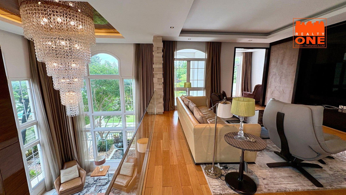 ขายบ้านเกษตร นวมินทร์ ลาดปลาเค้า : ขายบ้านพร้อมอยู่ Grand Crystal ติดถนนประดิษฐ์มนูธรรม เลียบทางด่วนเอกมัย-รามอินทรา เกษตร-นวมินทร์ นวลจันทร์