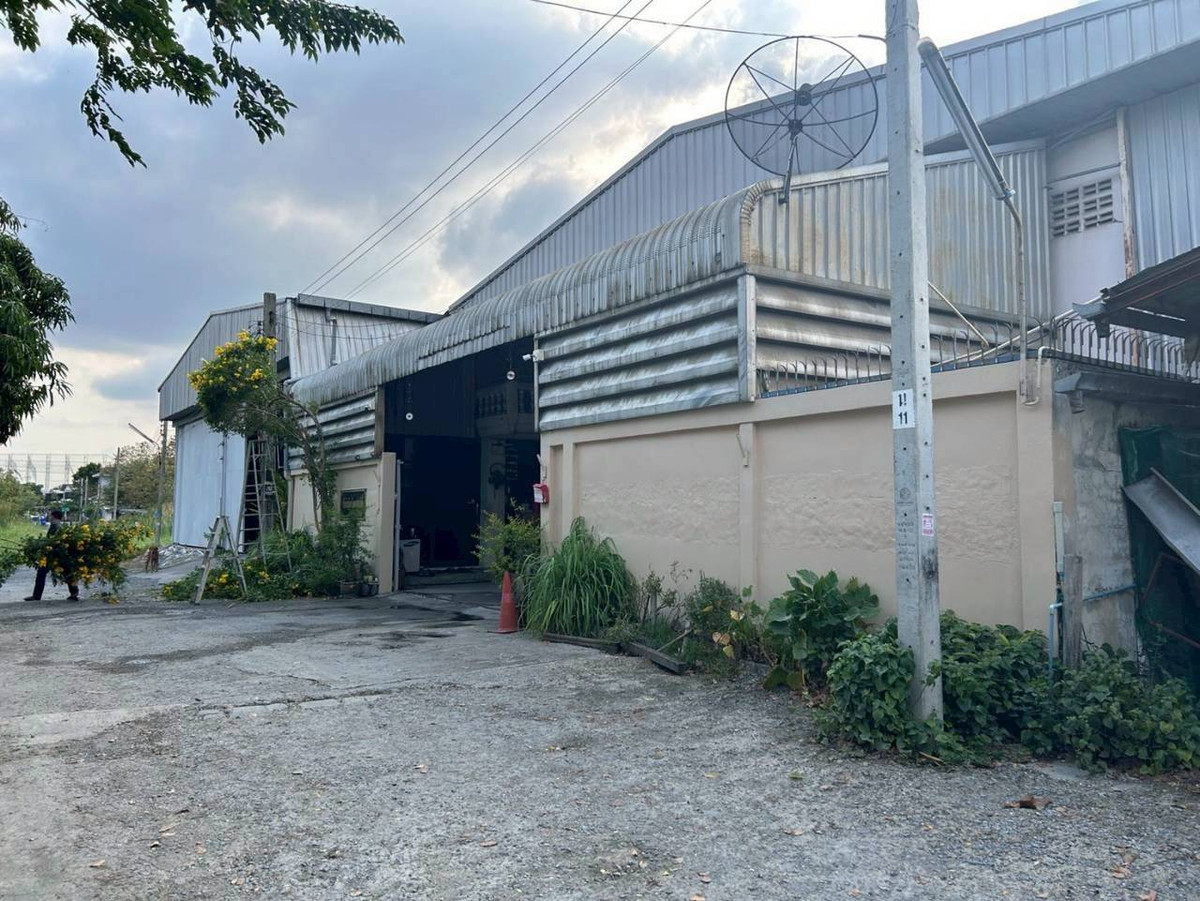 For SaleLandChaengwatana, Muangthong : 94886 - Warehouse + office for sale/rent. Pak Kret District Nonthaburi Province