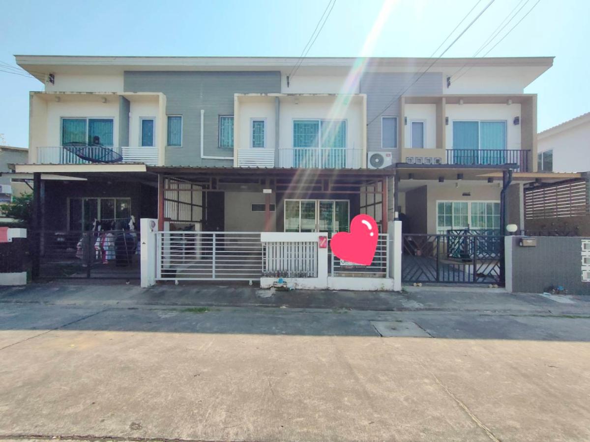 ขาย ม.เดอะคอนเนค 20 วัชรพล -เพิ่มสิน ●หน้าโครงการติดถนนใหญ่เพิ่มสิน Loading...