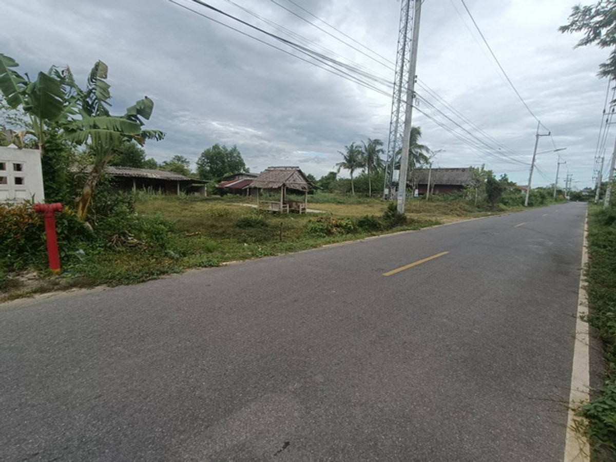 ขายที่ดินหน้ากองบิน 56,ใกล้ถนนตัดใหม่สายเลี่ยงเมืองหาดใหญ่–สนามบิน , ติดซอยท่าหรั่ง 3 ถนนบ้านพรุ-กองบิน56 ต.ทุ่งลาน อ.คลองหอยโข่ง จ.สงขลา ใกล้สนามบินหาดใหญ่ Loading...