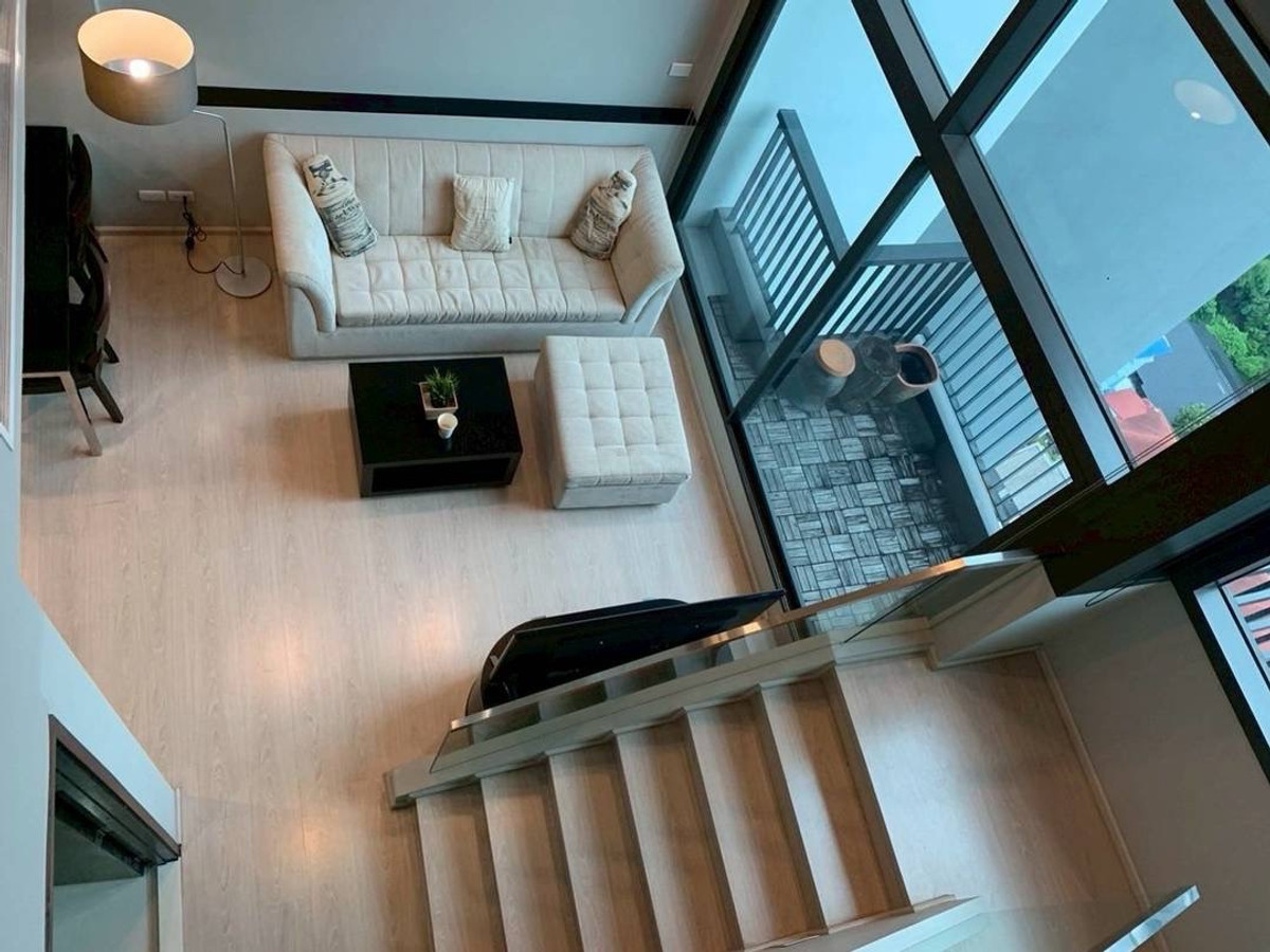 Rhythm 44/1 ( duplex ) for rent Loading...