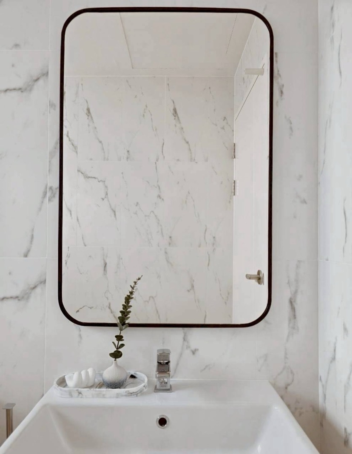 ให้เช่าทาวน์โฮมอ่อนนุช อุดมสุข : ให้เช่า Town Home 3 ชั้น  2 ห้องนอน 3 ห้องน้ำ 1 ห้องอเนกประสงค์ ห้องกว้าง สวย เฟอร์ครบ เครื่องใช้ไฟฟ้าครบ เลี้ยงสัตว์ได้ พร้อมเข้าอยู่ได้เลย