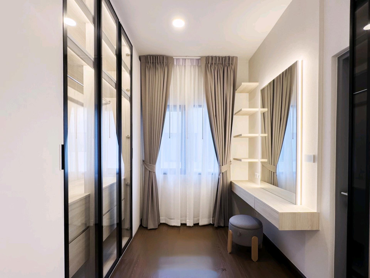 ให้เช่าบ้านบางนา แบริ่ง ลาซาล : บ้านใหม่ให้เช่า เดอะ ซิตี้ บางนา 4 ห้องนอน 5 ห้องน้ำ พร้อมอยู่Tel: 083-966-3665