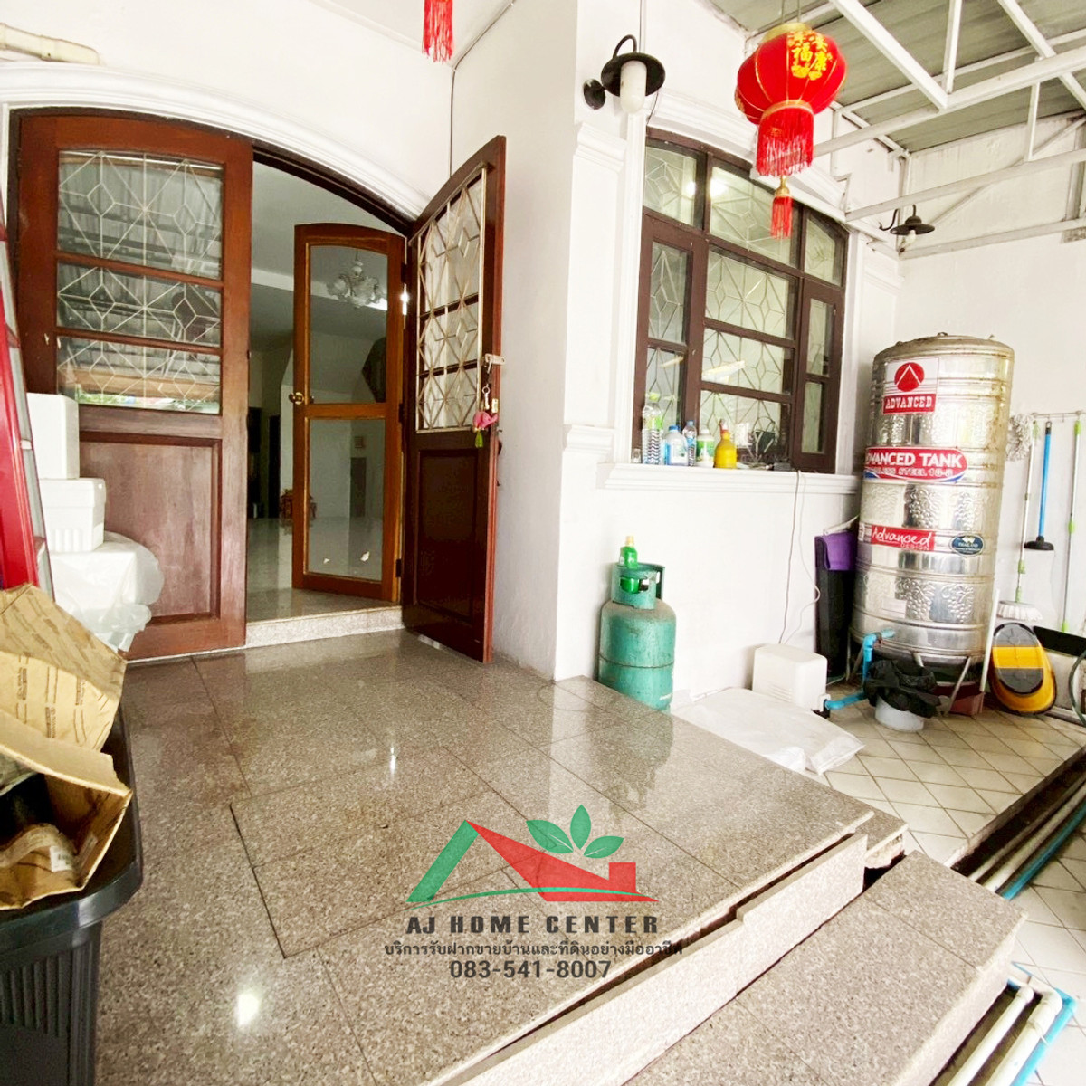 Cheap townhome for sale, 3 floors, 25 sq m., Panwadi Village, Soi Lat Phrao 64, Intersection 2, good location, good condition, free to apply for a loan. Loading...