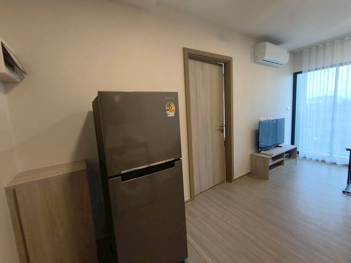 D Condo Sense 🌿New room, red label! Never had a tenant, fully furnished, ready to move in in the heart of Bangsaen 🏖 📞 065-5639565 / 093-1681685 🟢 LINE: @wsrcondo Loading...