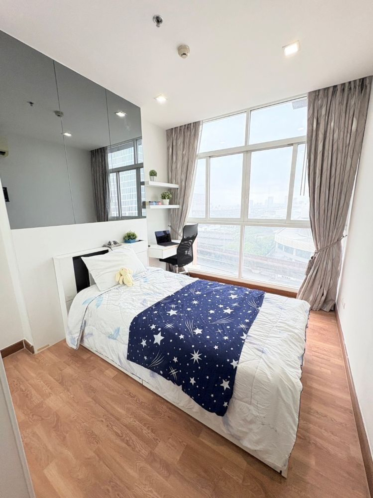 (Code SM1553) Condo for sale, The coast bangkok (bangna) project, corner room, near BTS Bangna. Loading...