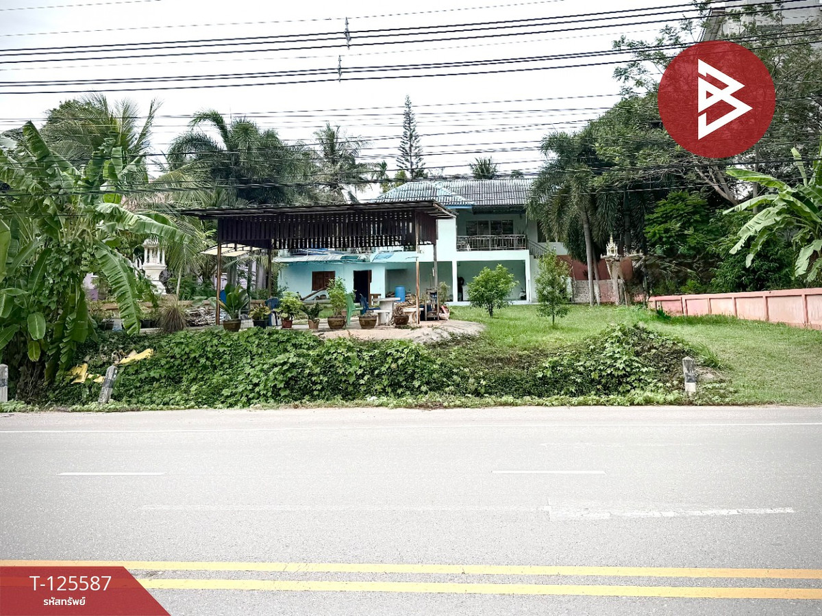 ขายบ้านเดี่ยว 2 ชั้น เนื้อที่ 2 งาน บางสะพาน ประจวบคีรีขันธ์ Loading...