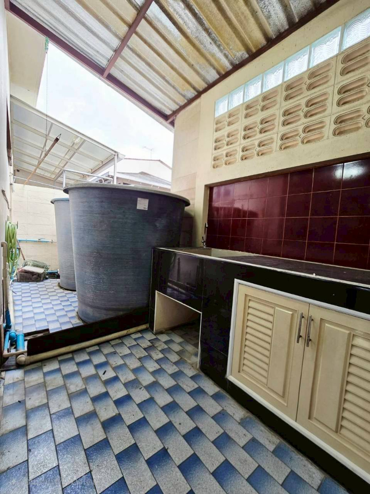 ขายทาวน์โฮมปิ่นเกล้า จรัญสนิทวงศ์ : 94902 - ขายทาวน์เฮ้าส์ทำเลดี 3 ชั้น 21ตร.วา ซ.ศิริไพลิน จรัญสนิทวงศ์ 75 (แยก 19) หลัง สน.นครบาลบางพลัดใกล้ รพ.ยันฮี