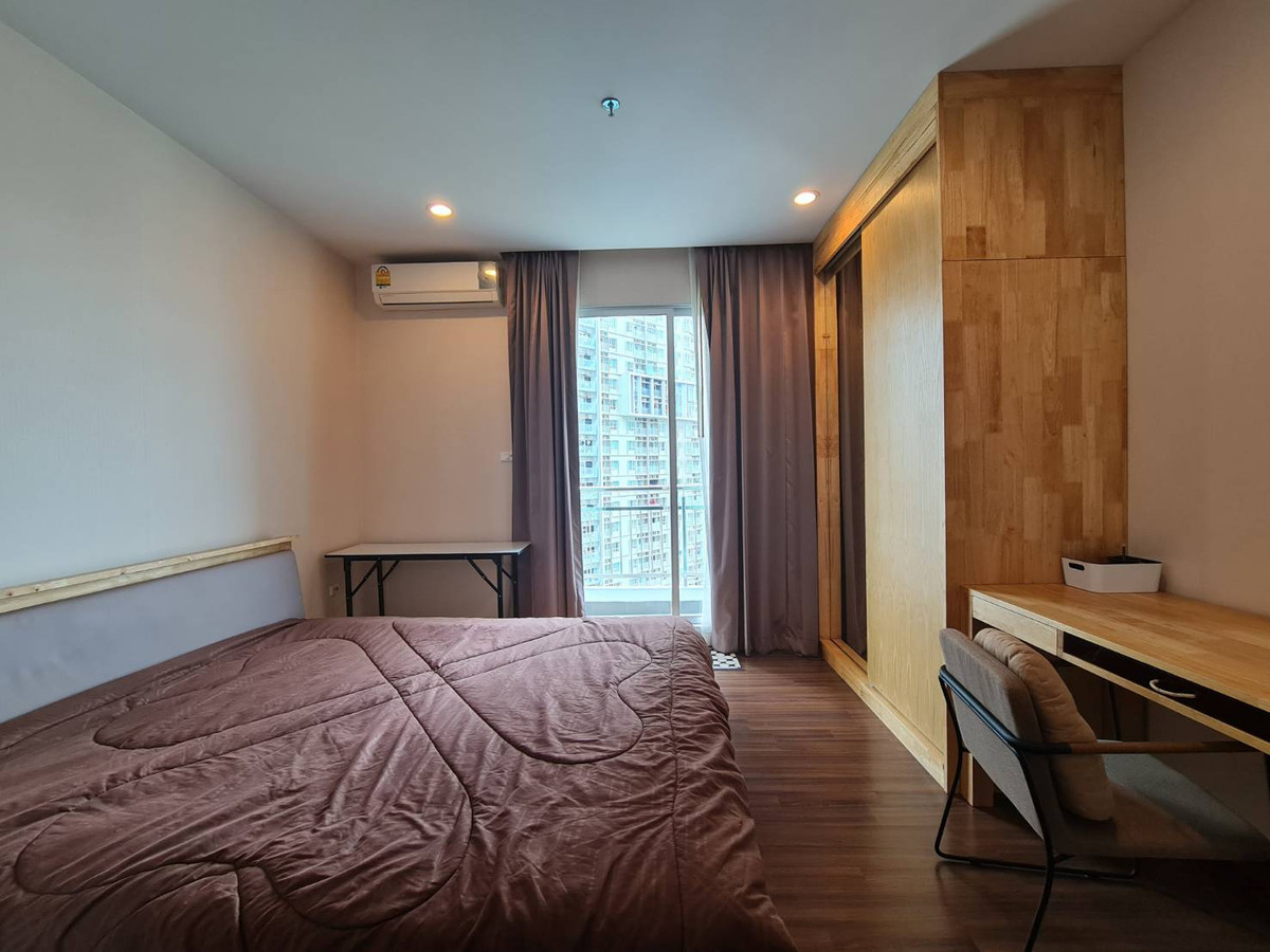 For Rent SUPALAI LITE Sathorn - Charoenrat 1 Bed with furniture, special price Loading...