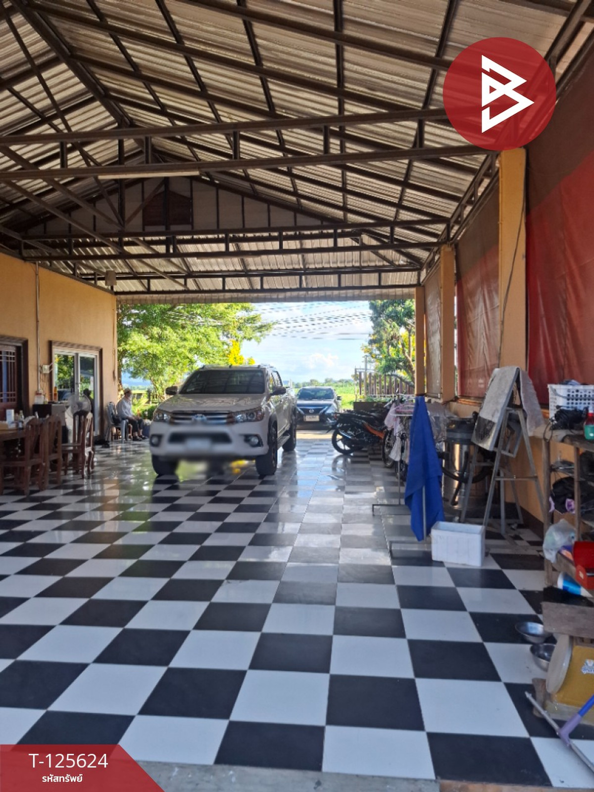 ขายบ้านเดี่ยวพร้อมที่ดิน เนื้อที่ 2 ไร่ 1 งาน 9.9 ตร.วา พญาเม็งราย เชียงราย Loading...