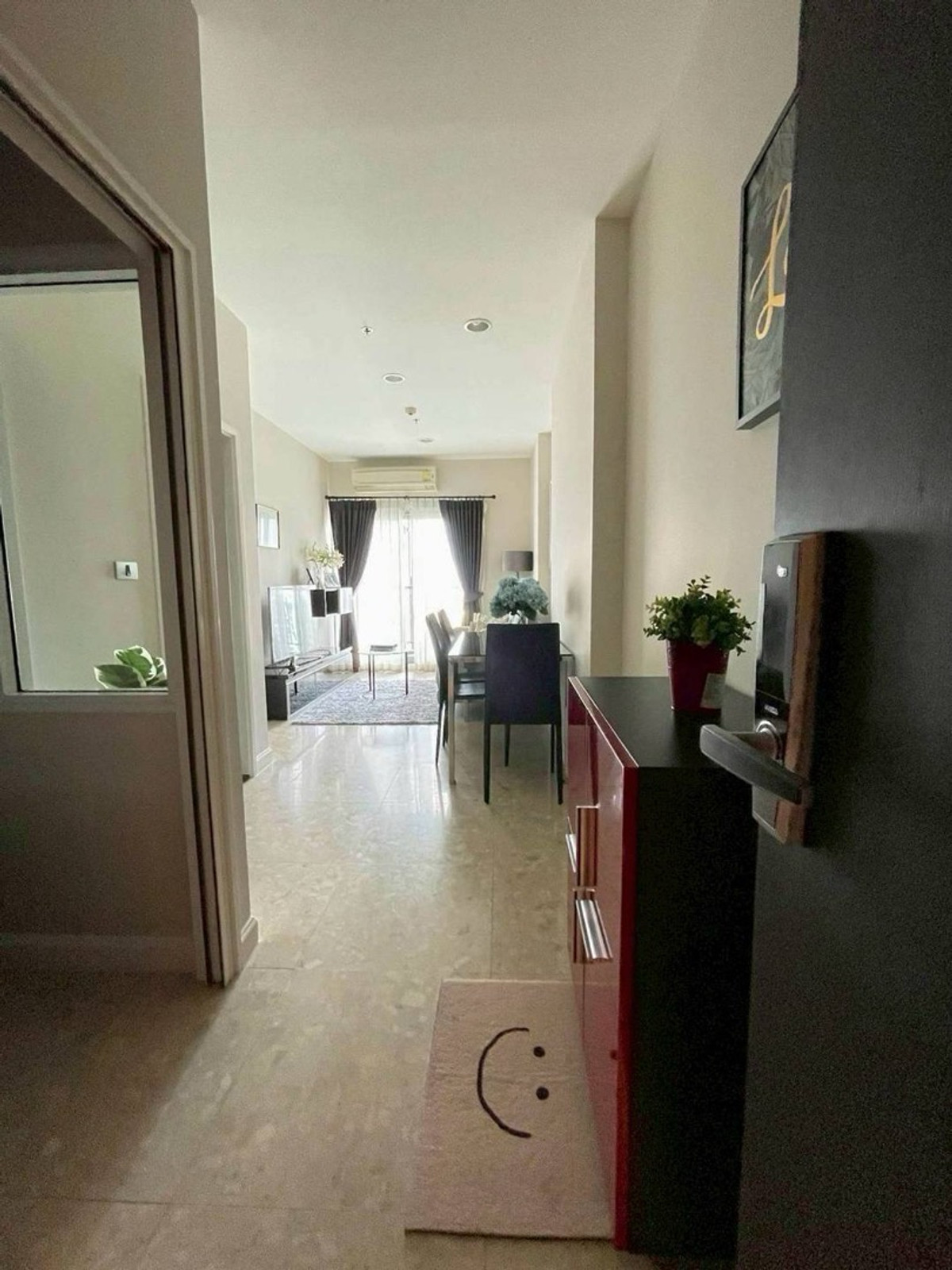 The Crest Sukhumvit 34 for rent  Loading...