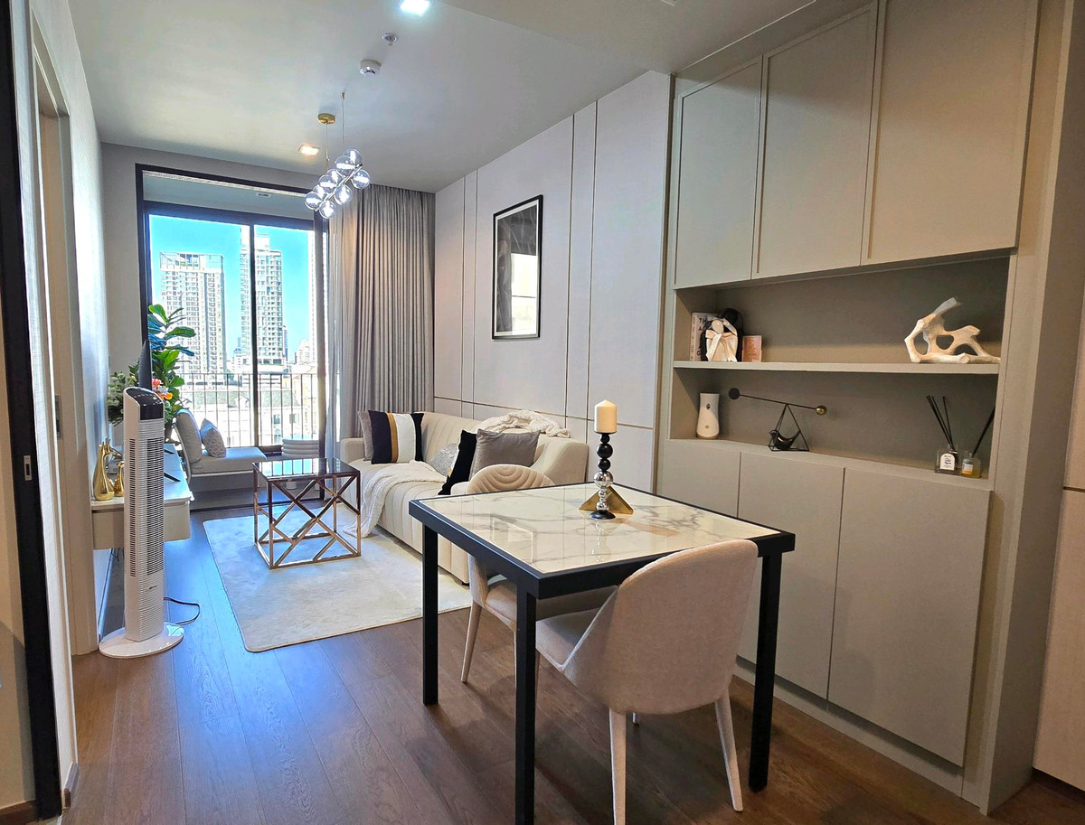 ให้เช่าคอนโดสุขุมวิท อโศก ทองหล่อ : *For Rent* 1BR fully furnished (owner post)