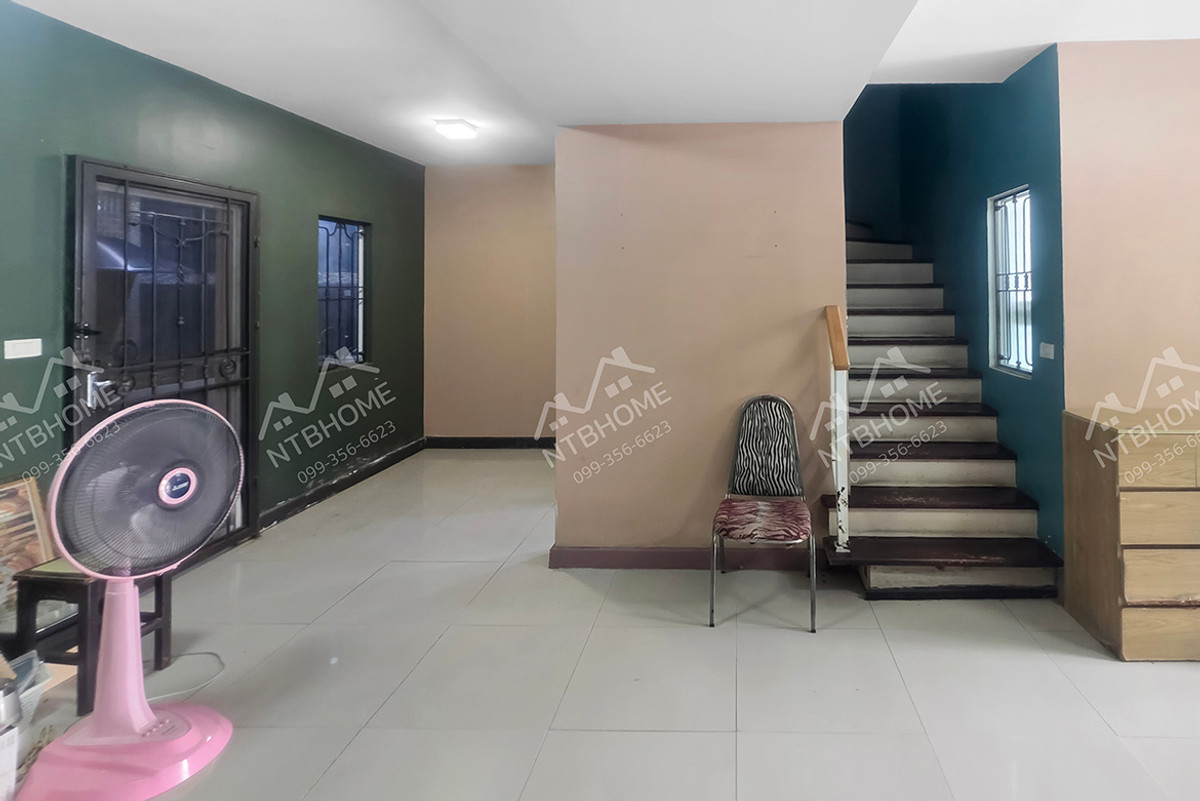 Pruksa Ville 28 Wongwaen – Rattanathibet, good location near Central Westgate. Loading...