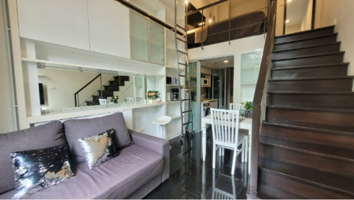 คอนโดให้เช่า แอชตัน มอร์ฟ 38 Loading...