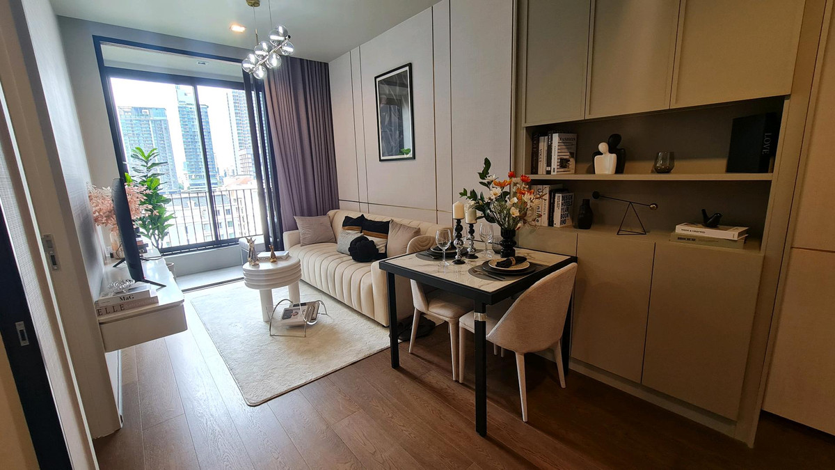 *For Rent* 1BR fully furnished with wifi Loading...