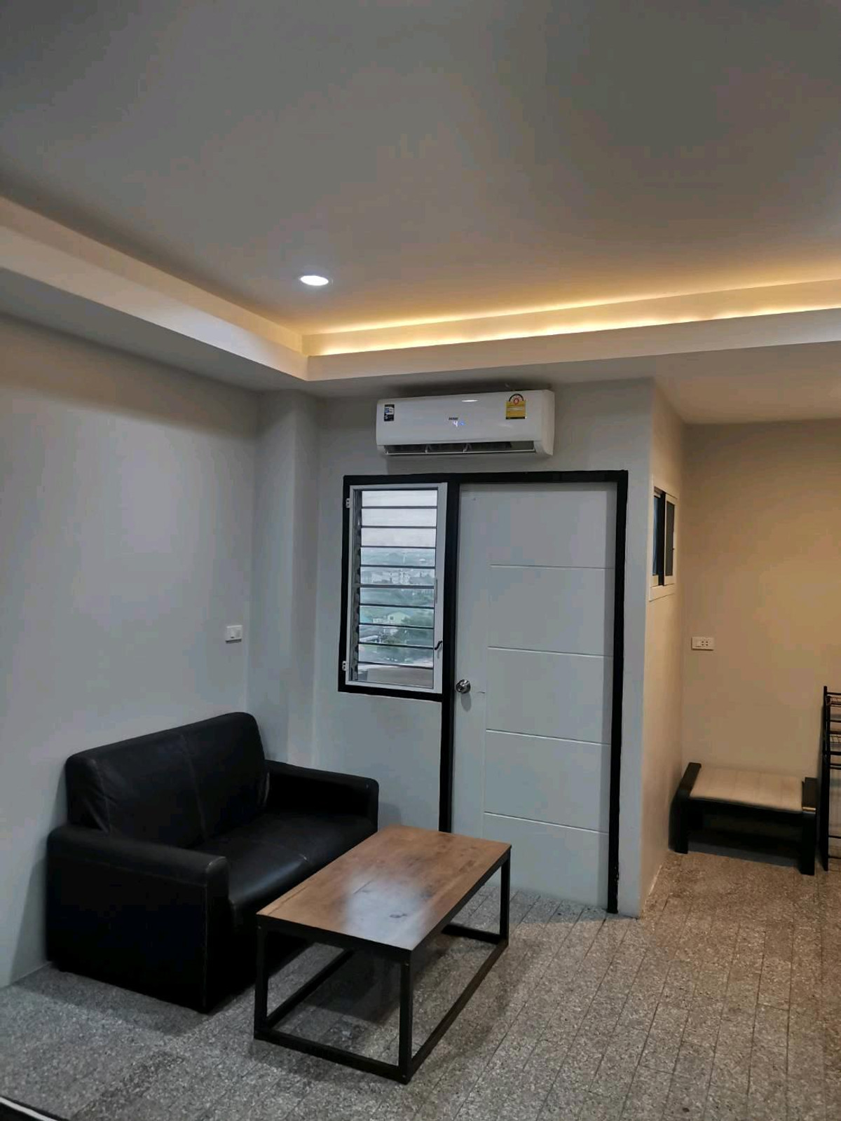 ให้เช่า คอนโดโลตัสแจ้งวัฒนะใก4เซ็นทรัล Loading...