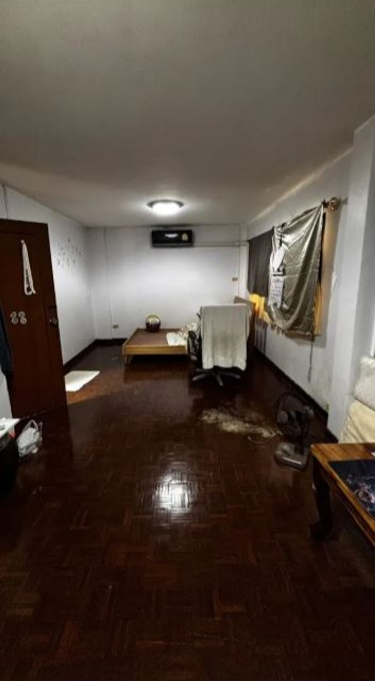 ขายทาวน์เฮ้าส์2ชั้น หมู่บ้านรัตนาวลัย ใกล้สนามบินดอนเมือง พร้อมเข้าอยู่ได้ทันที Loading...